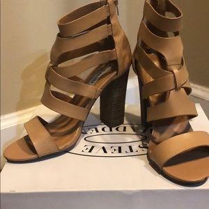 Steve Madden Cruizz Sandal Heel
